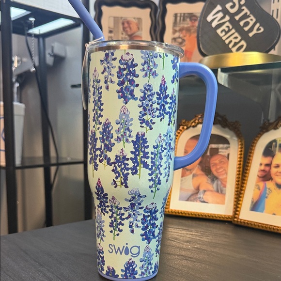 Swig Blue Floral Insulated Mug - Picture 1 of 1
